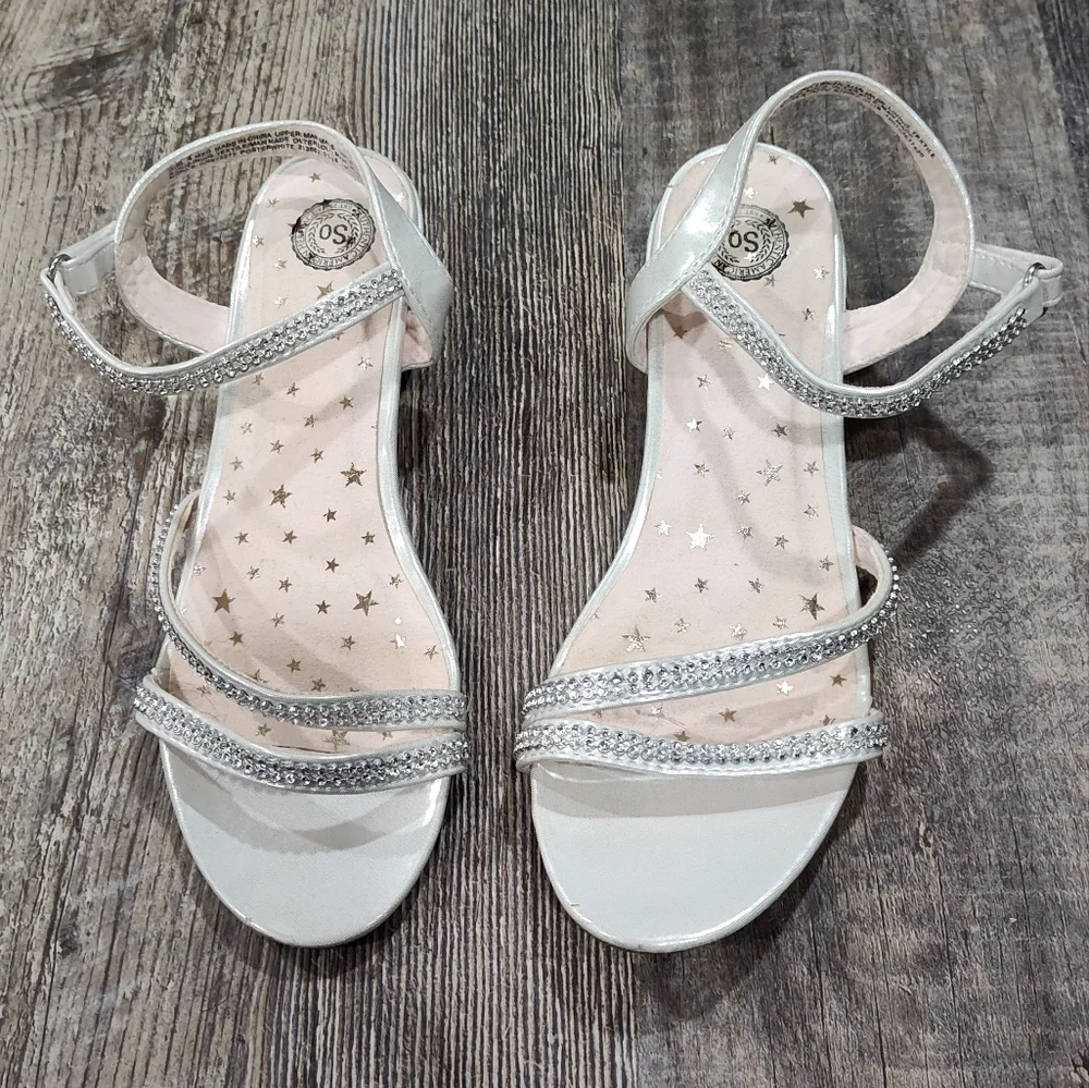 Authentic American Heritage Girls Heels, Size 4 Med